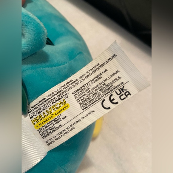 Squishmallow HugMees Winston 14” - Picture 5 of 5